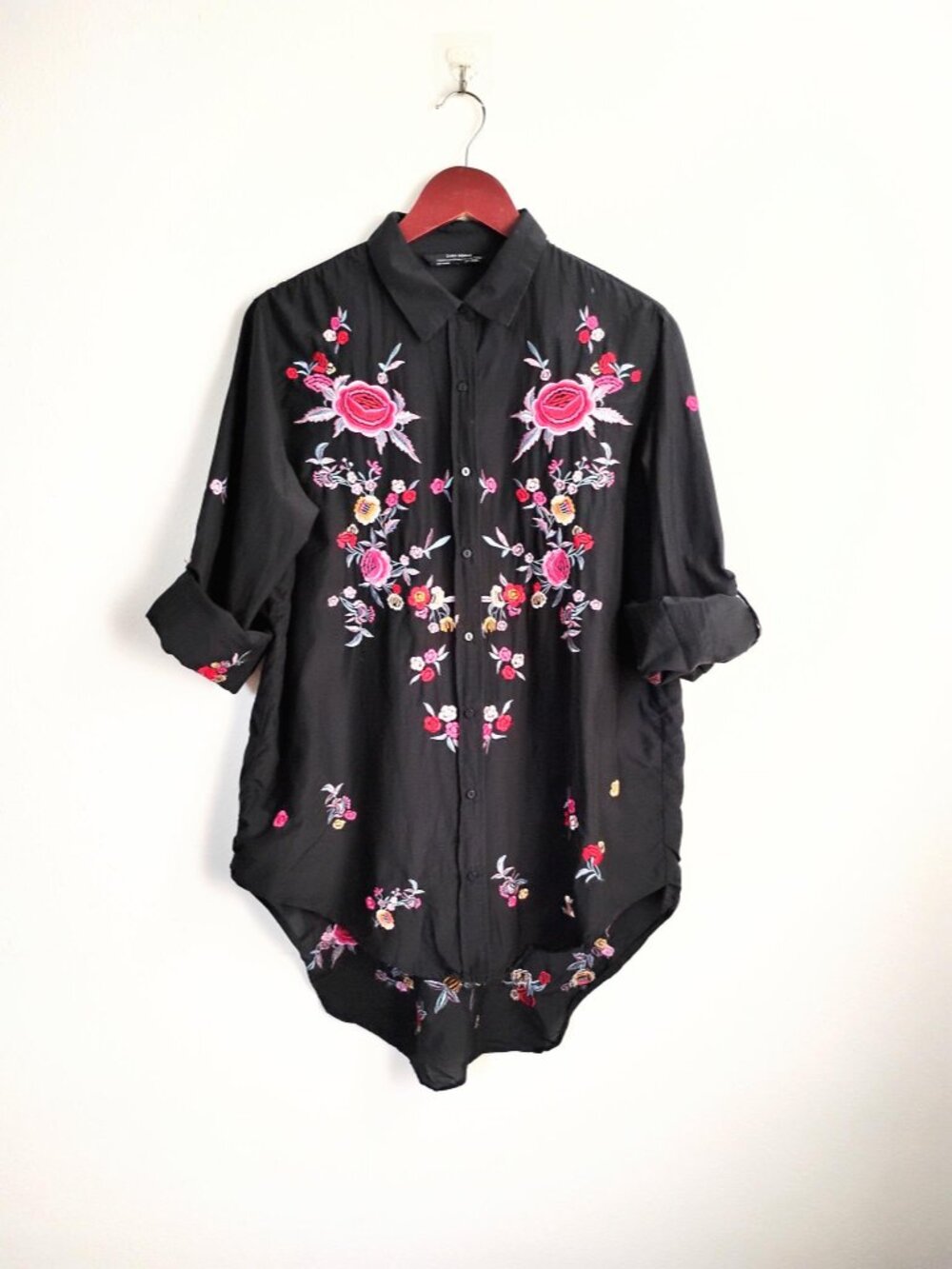 Zara small black embroidered floral button down